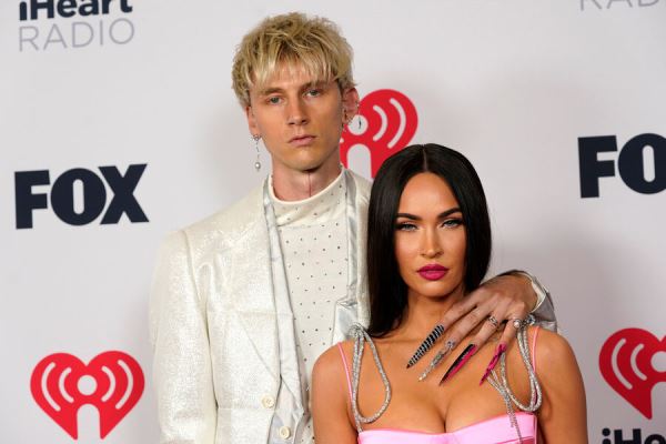 Рэпер Machine Gun Kelly признался, что лечился в рехабе из-за наркозависимости